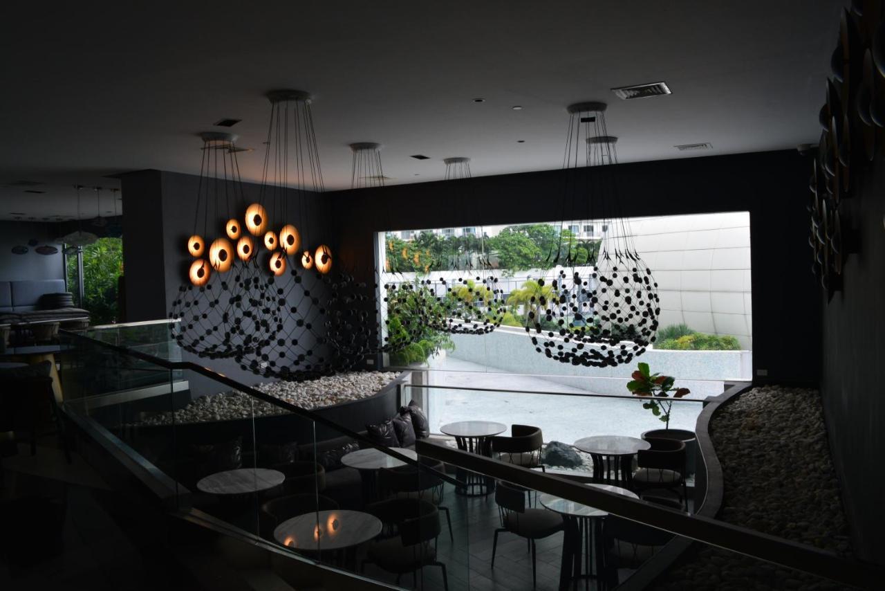 ماندالويونغ Luxxe Interior Design Condo - Novotel Residences At Acqua Private Residences المظهر الخارجي الصورة