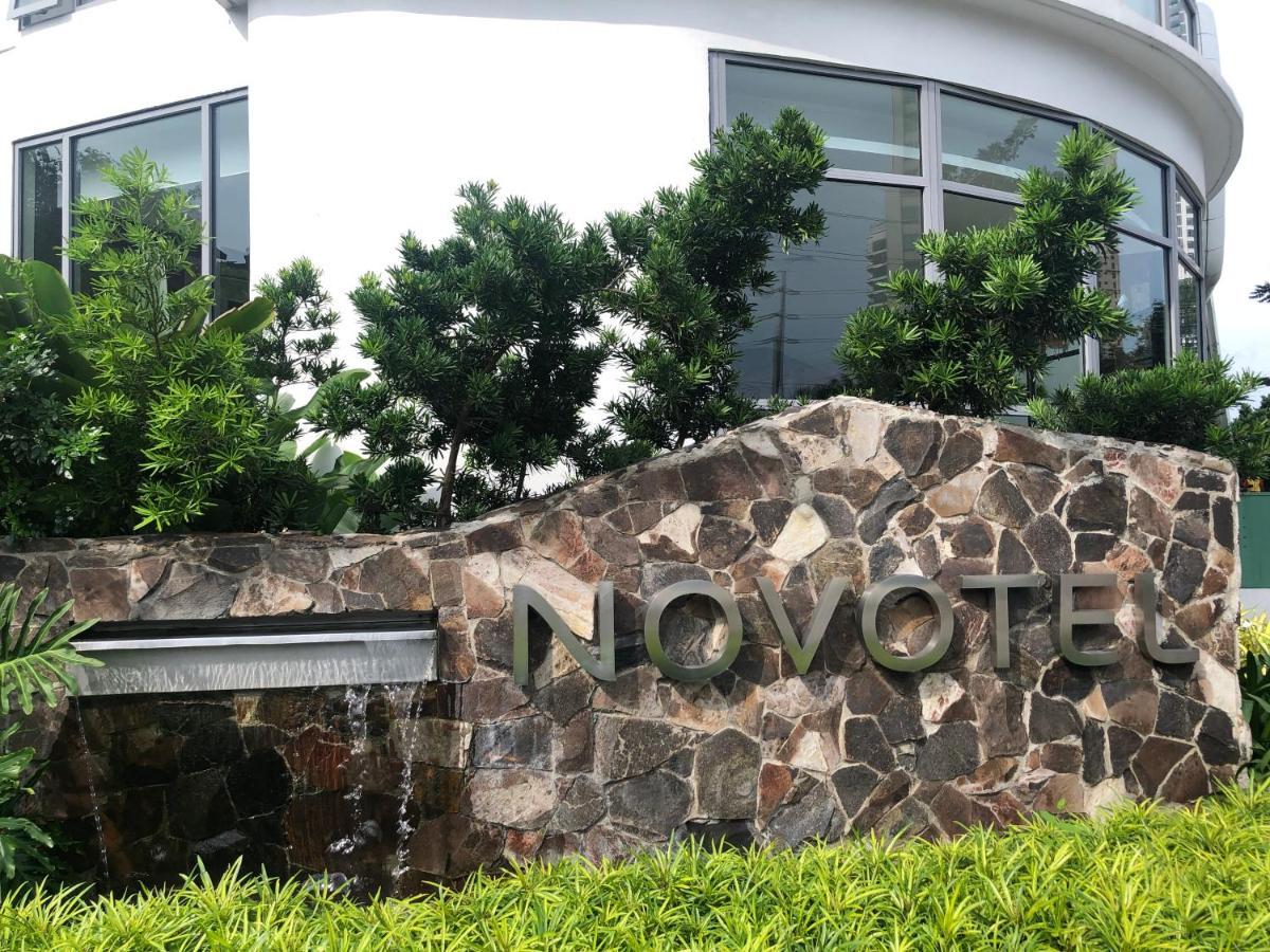 ماندالويونغ Luxxe Interior Design Condo - Novotel Residences At Acqua Private Residences المظهر الخارجي الصورة